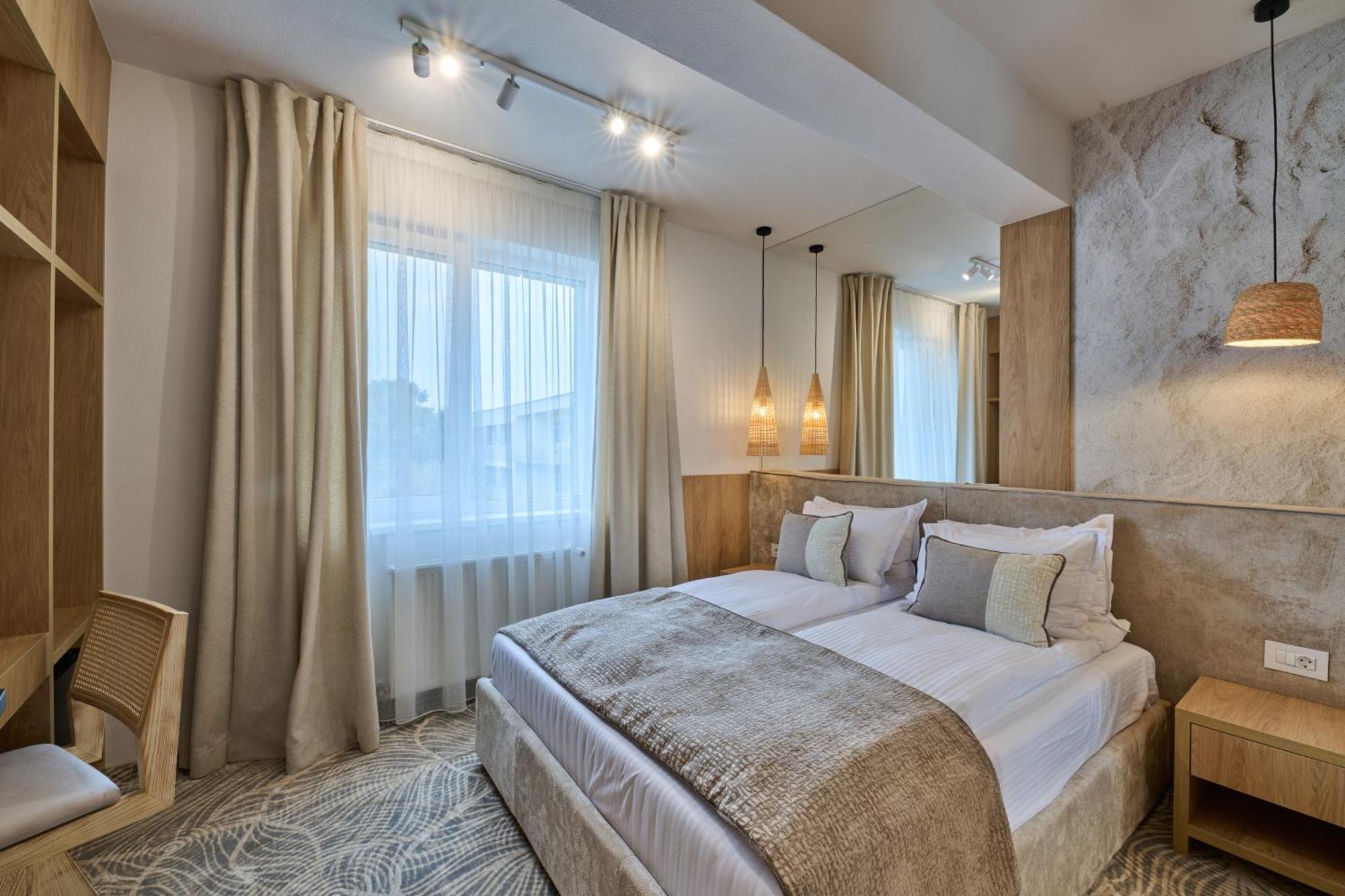 Hotel Serenity טימישוארה מראה חיצוני תמונה
