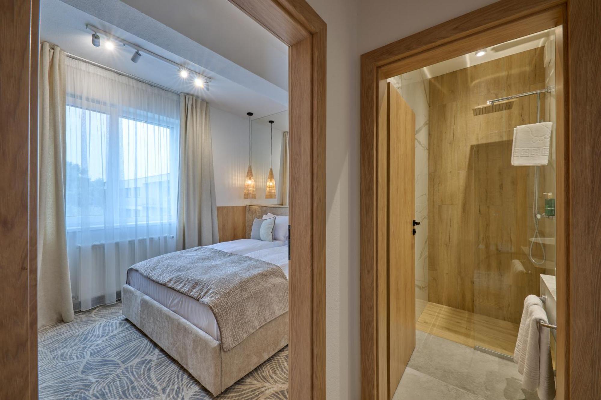 Hotel Serenity טימישוארה מראה חיצוני תמונה
