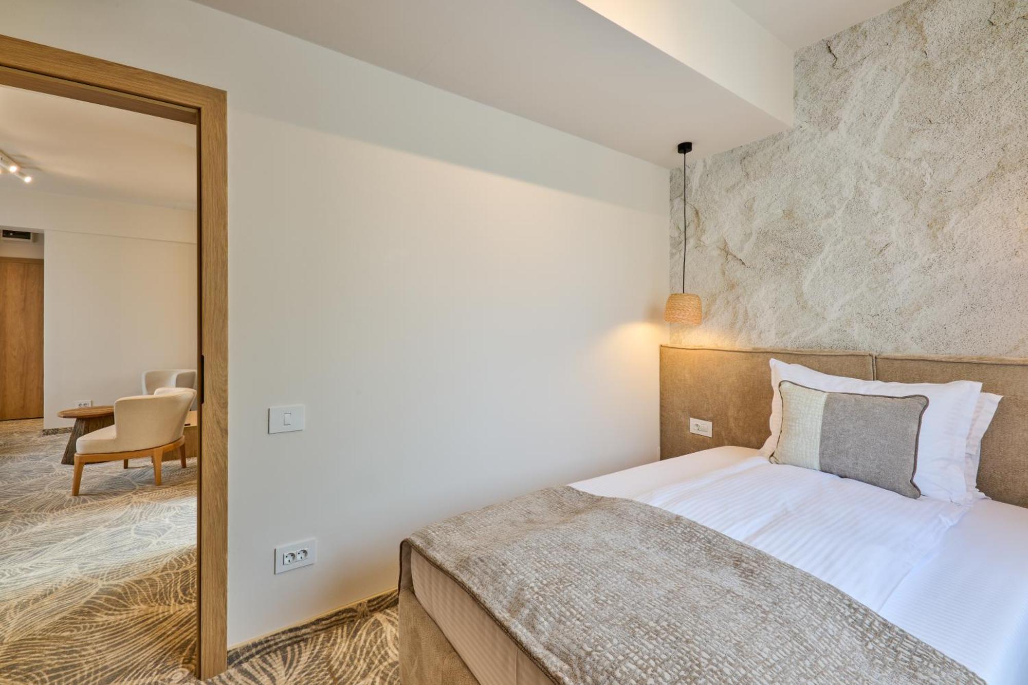 Hotel Serenity טימישוארה מראה חיצוני תמונה
