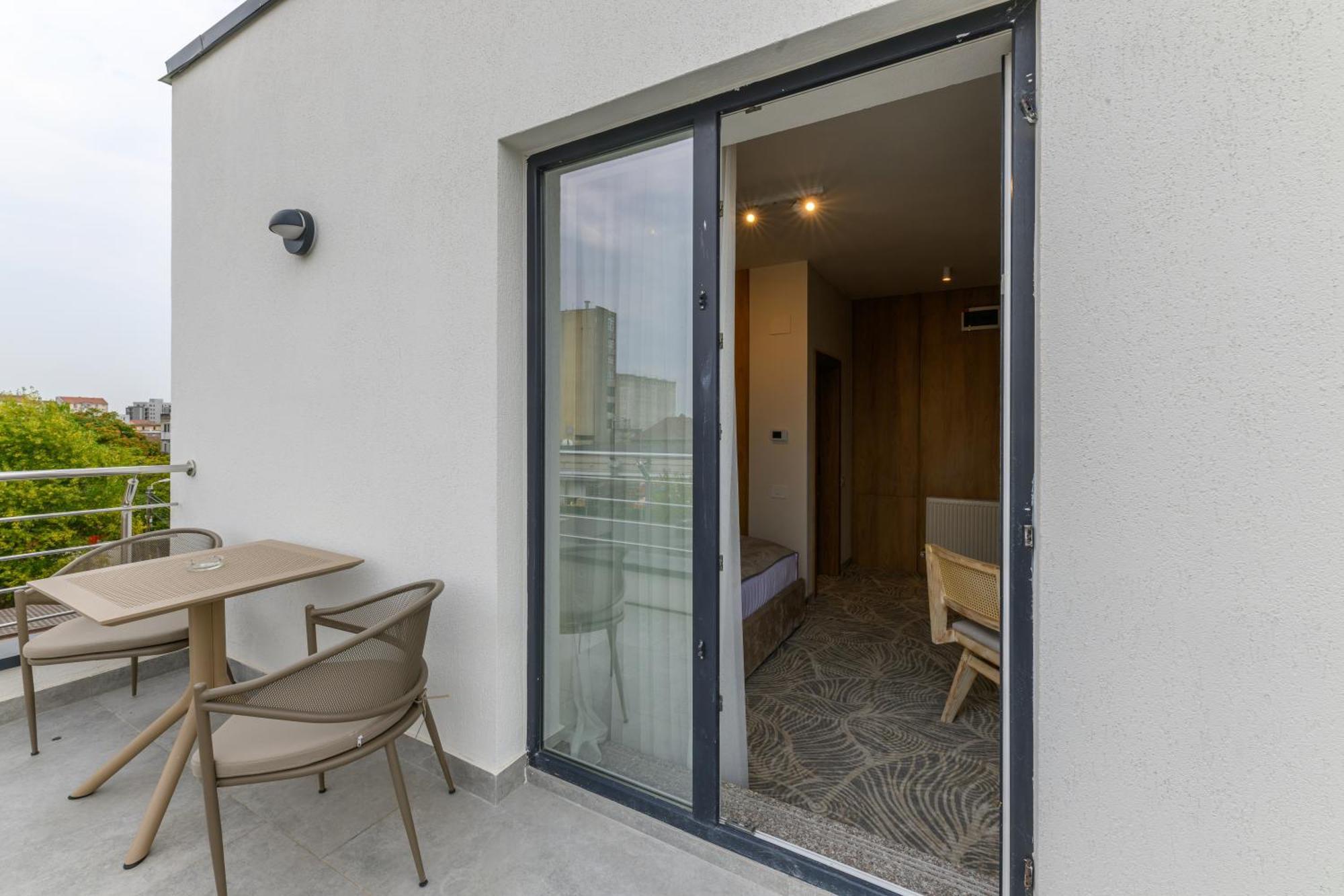 Hotel Serenity טימישוארה מראה חיצוני תמונה