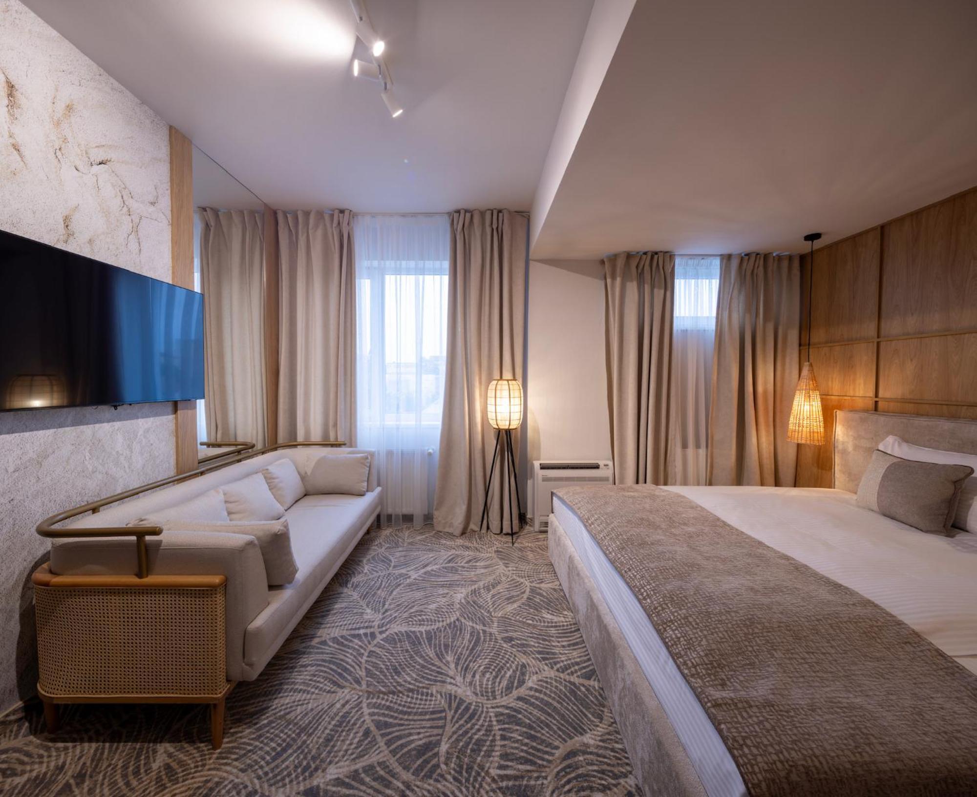 Hotel Serenity טימישוארה מראה חיצוני תמונה