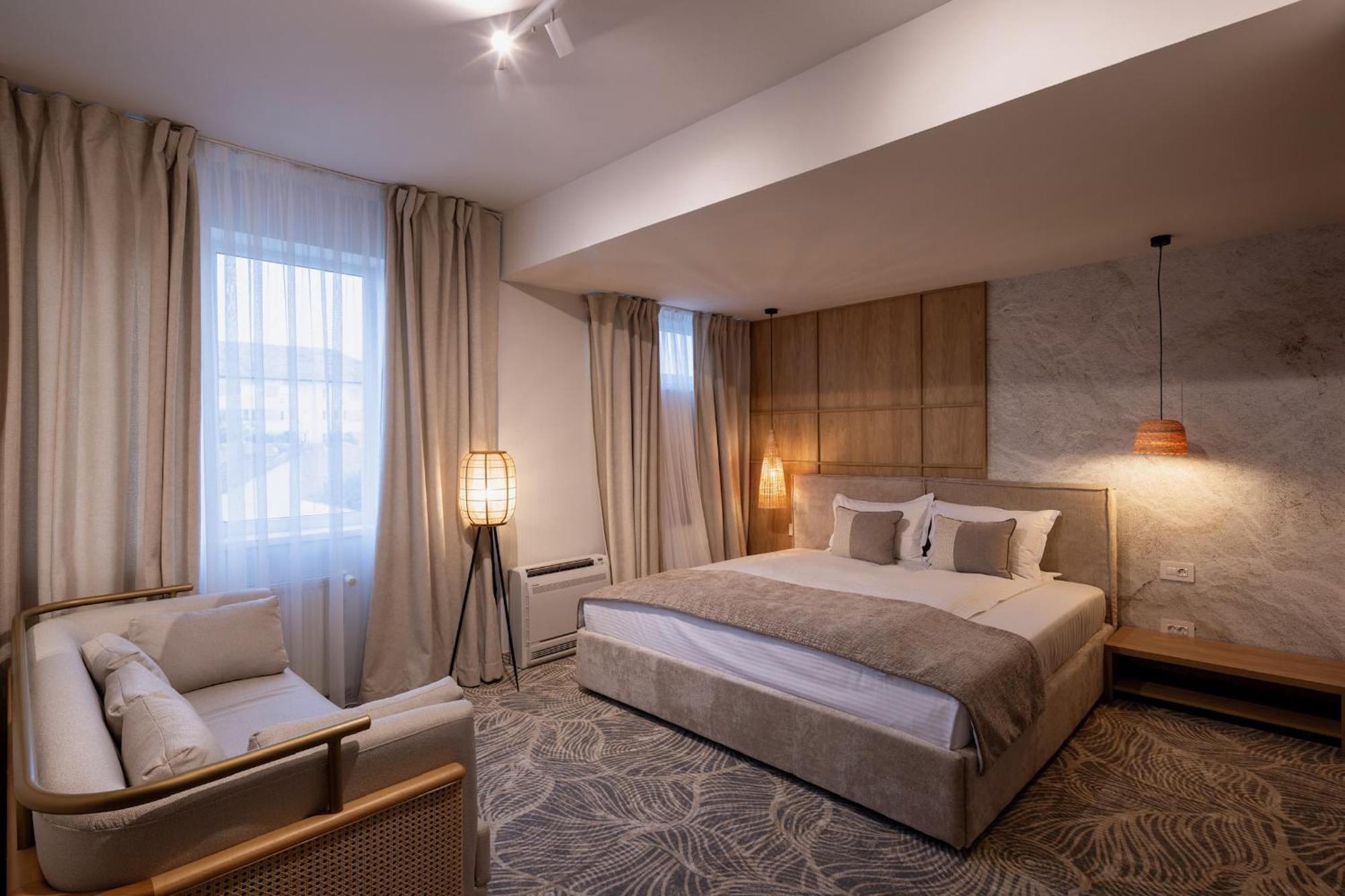 Hotel Serenity טימישוארה מראה חיצוני תמונה